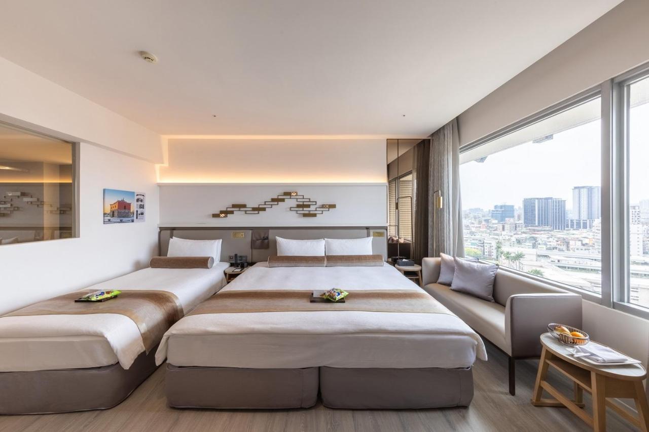 Taipei Garden Hotel - Ximending Exteriör bild Family room