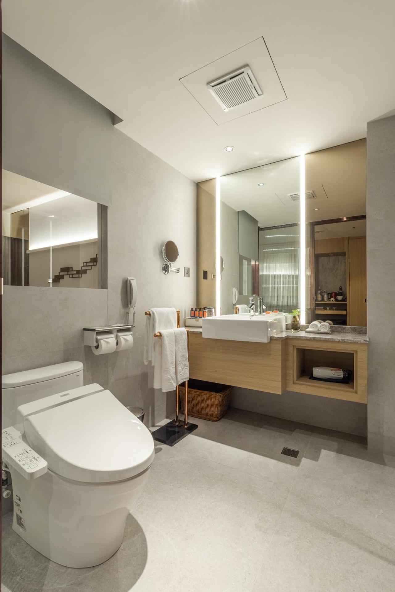 Taipei Garden Hotel - Ximending Exteriör bild Bathroom