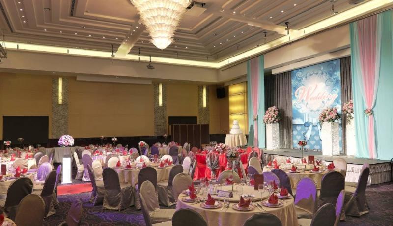 Taipei Garden Hotel - Ximending Exteriör bild A wedding reception at the Grand Ballroom