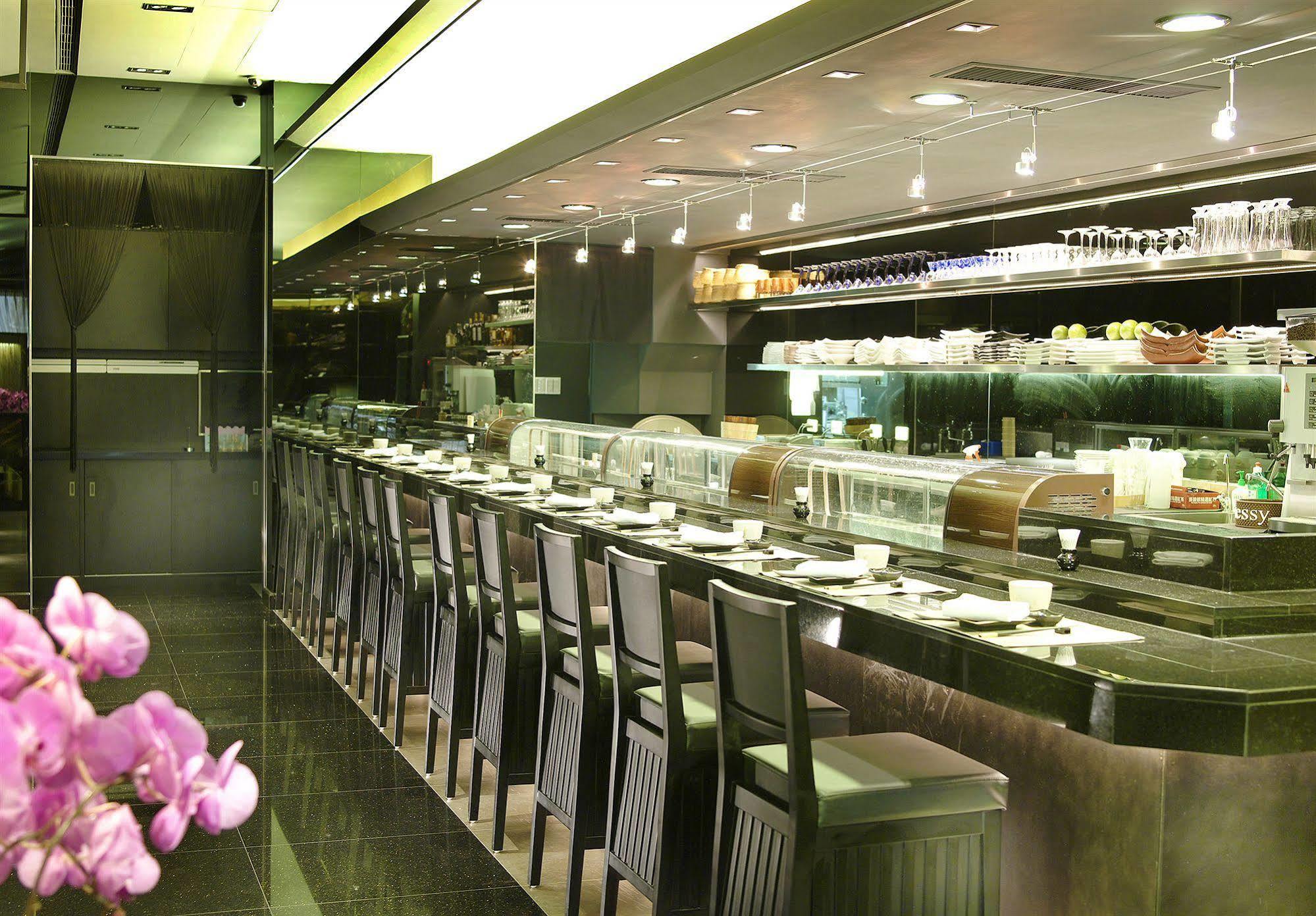 Taipei Garden Hotel - Ximending Exteriör bild Interior of a sushi restaurant