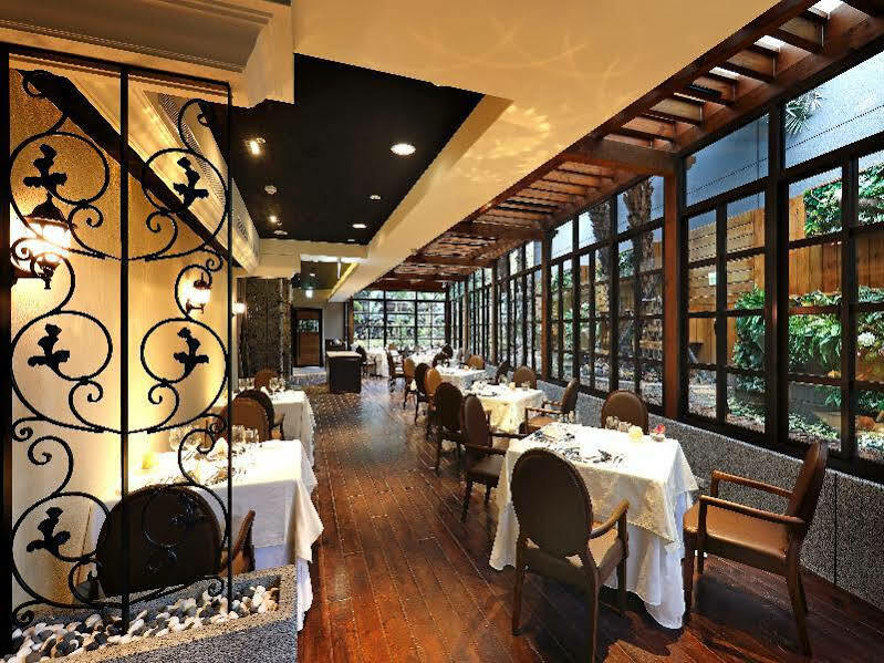 Taipei Garden Hotel - Ximending Exteriör bild Restaurant in the hotel